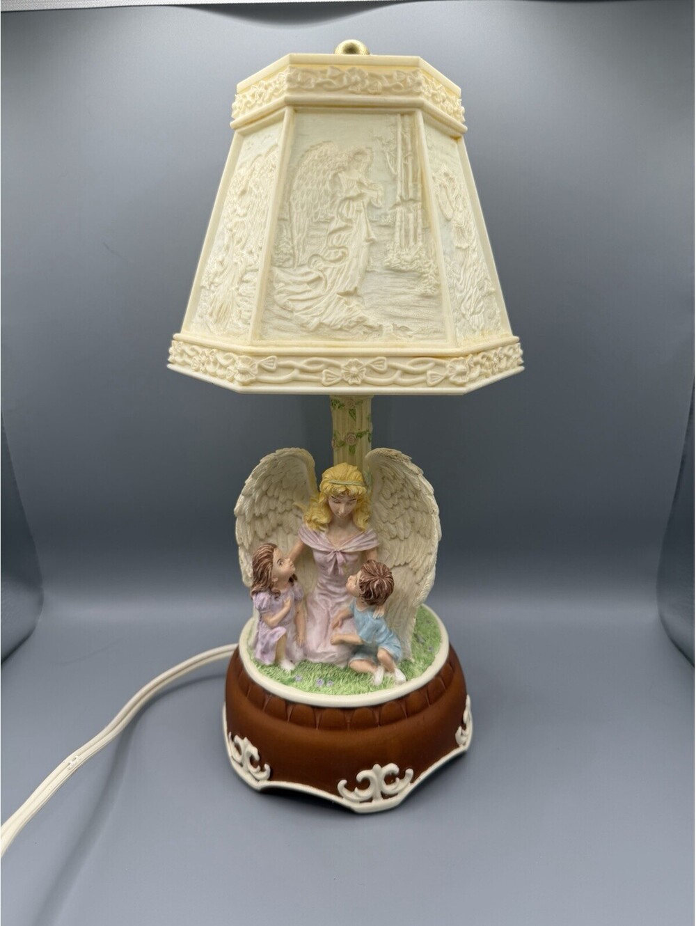 Vintage Avon Guardian Angel Moving Nursery Accent Lamp Music Box WORKS
